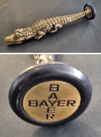 Reflekshammer / Krokodille / Bayer