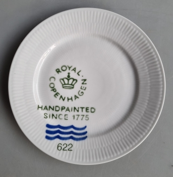 Royal Copenhagen Hvid Riflet Signatur Frokost Nr. 622